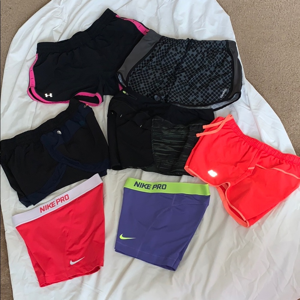 Running/ active shorts